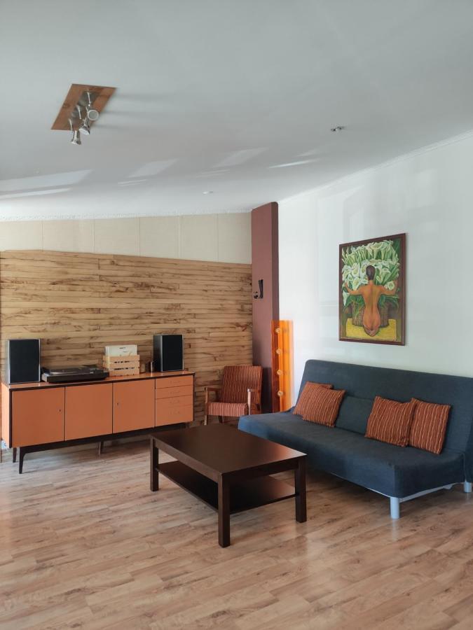 Zalais Namins Apartment Ventspils Luaran gambar